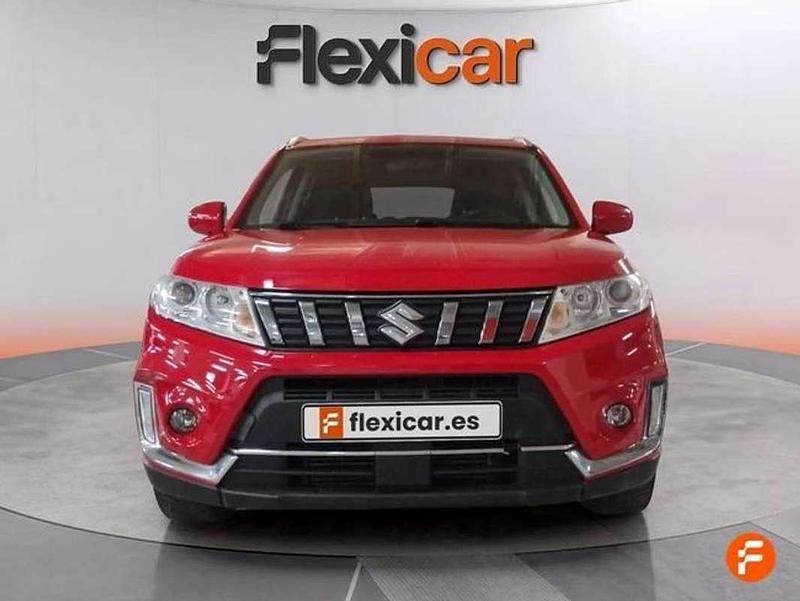 Usado Suzuki Vitara 111 CV (81 kW) 2019 Rojo SUV