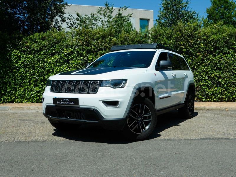 Blanco Usado 2017 Jeep Grand Cherokee Trailhawk SUV | 21.490 € (Un poco caro) - Imagen 1/4