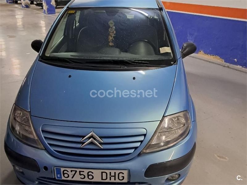 Usado Citroën C3 Exclusive 70 CV (51 kW) 2005 Azul Berlina