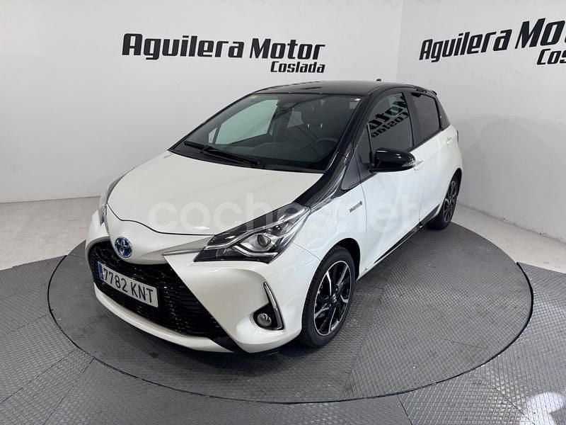 Blanco Usado 2018 Toyota Yaris Hybrid Berlina | 14.900 € (Buen precio) - Imagen 1/4