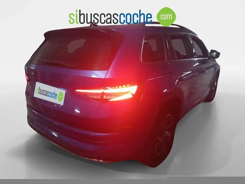 Usado Skoda Kodiaq SportLine 150 CV (110 kW) 2021 Azul SUV
