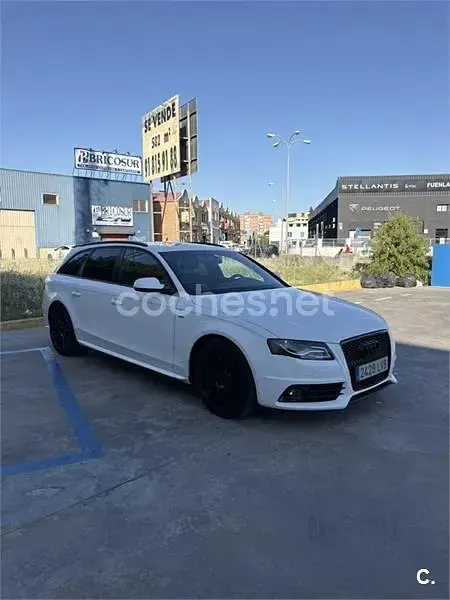 Usado Audi A4 S-Line 240 CV (176 kW) 2010 Blanco Familiar