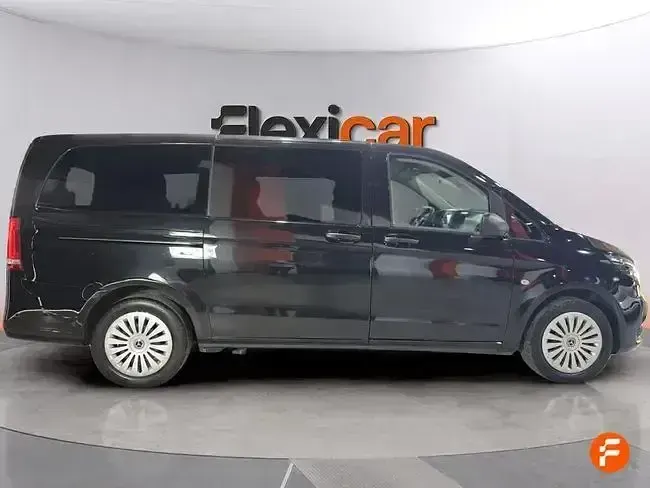 Usado Mercedes Vito 163 CV (119 kW) 2023 Negro Van