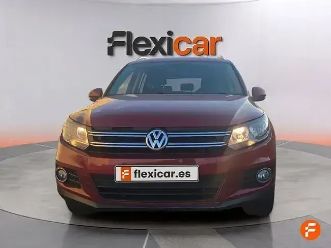Usado VW Tiguan Business 140 HP (102 kW) 2015 Vermelho SUV