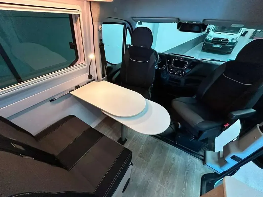 Usado Iveco Daily 156 CV (114 kW) 2022 Blanco Van