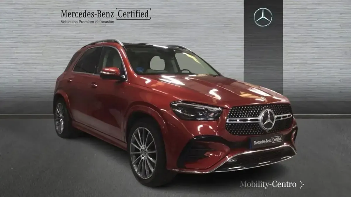 Usado Mercedes GLE350 AMG line 197 CV (144 kW) 2024 Hyacinth red  metallic paint SUV