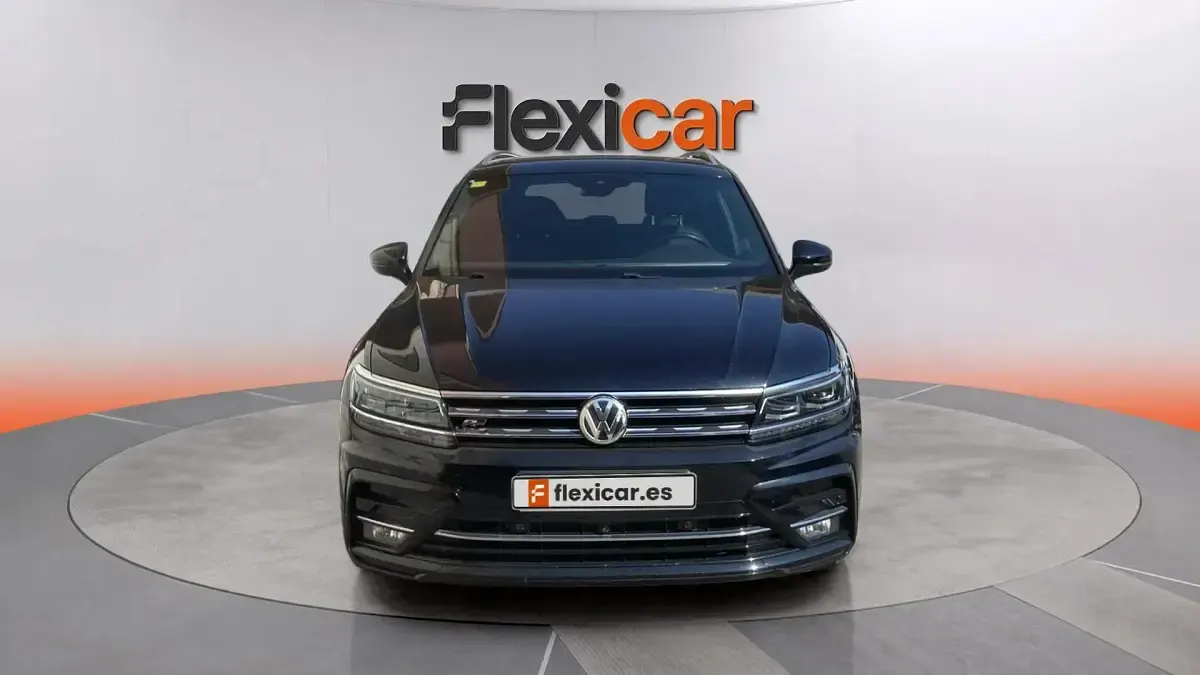 Usado VW Tiguan Sportline 150 CV (110 kW) 2018 Negro SUV