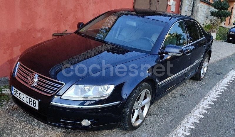 Azul Usado 2004 VW Phaeton Berlina | 7650 € - Imagen 1/4