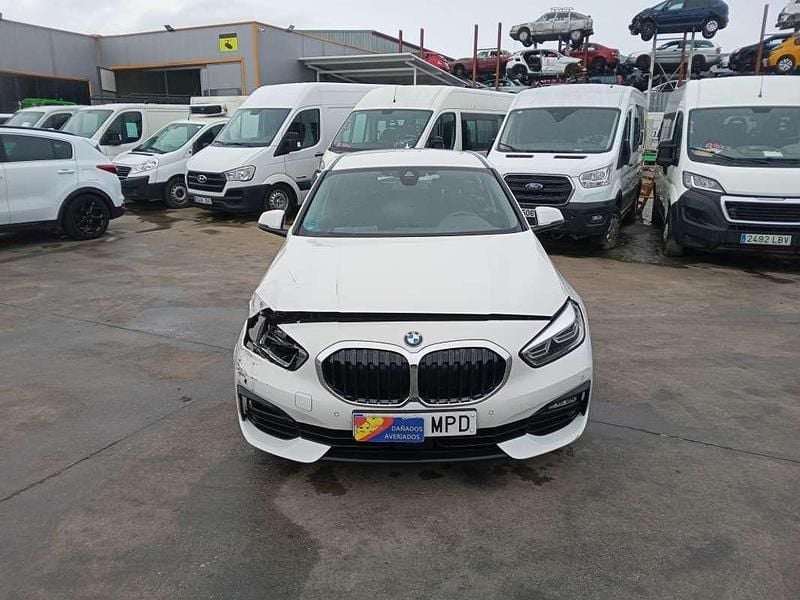 Usado BMW 116 Sport Line 116 CV (85 kW) 2024 Blanco Utilitario
