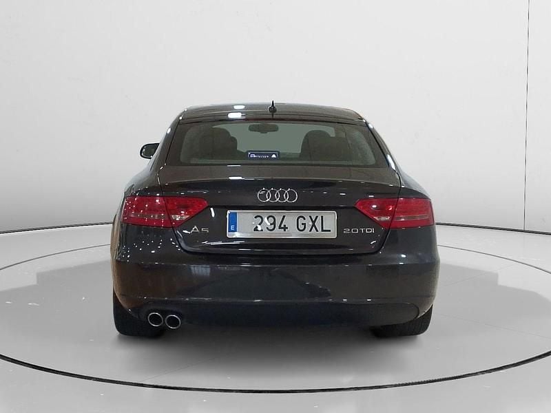 Usado Audi A5 171 CV (125 kW) 2010 Negro Coupe