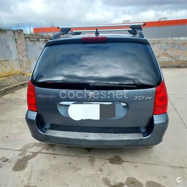 Gris / plata Usado 2008 Peugeot 307 Familiar | 3500 € (Precio justo) - Imagen 1/4