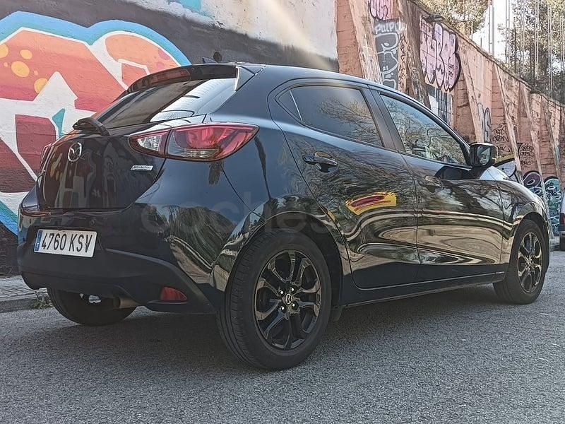 Usado Mazda 2 Edition 90 HP (66 kW) 2019 Azul Sedan
