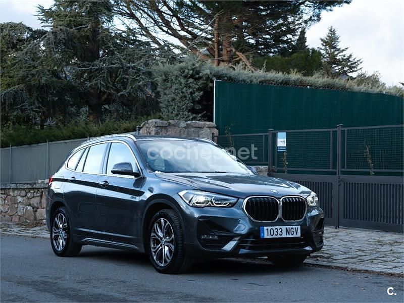 Usado BMW X1 Performance 220 CV (161 kW) 2020 Gris / plata SUV