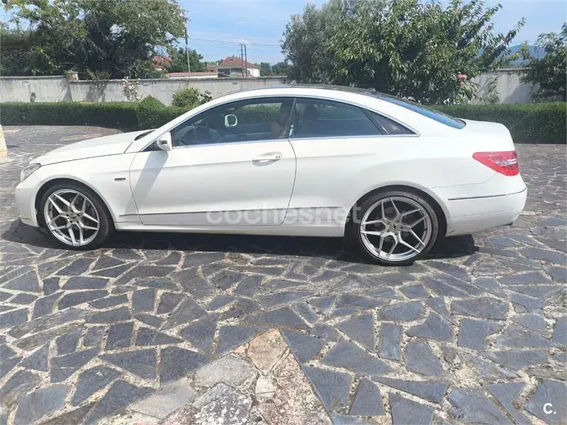 Usado Mercedes E350 231 CV (169 kW) 2009 Blanco Coupe