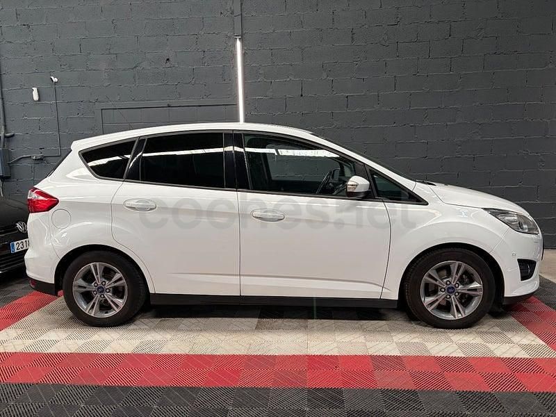 Usado Ford C-MAX 125 CV (91 kW) 2014 Blanco Monovolumen