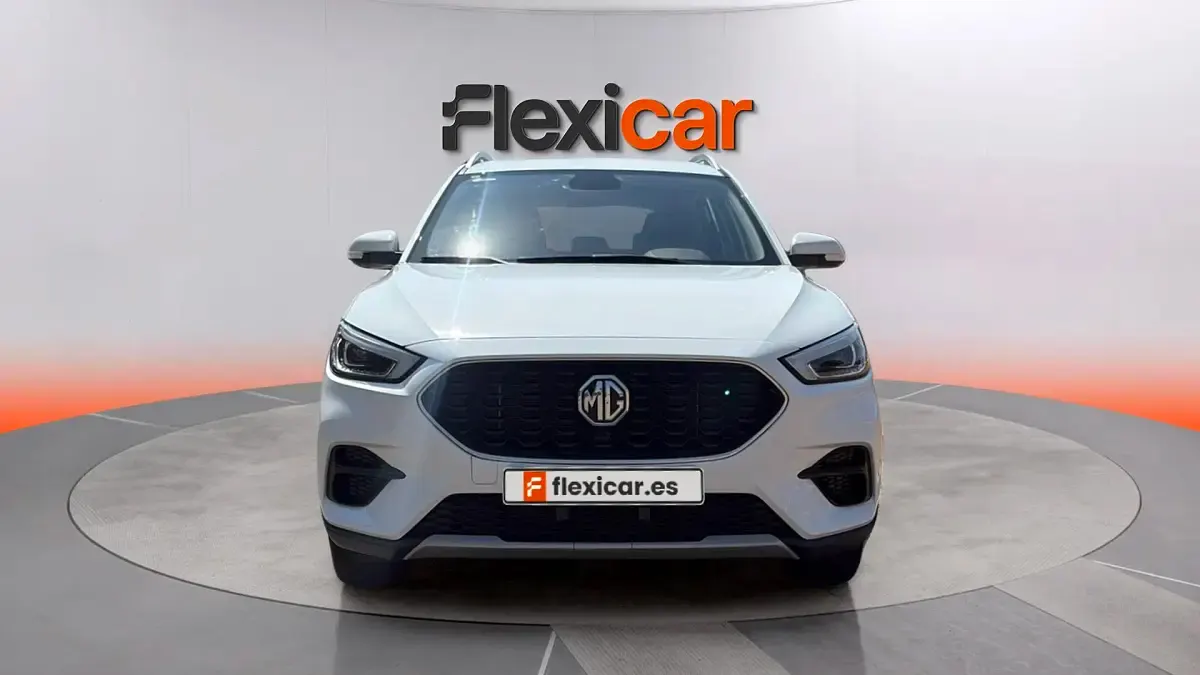 Usado MG ZS Comfort 106 CV (77 kW) 2023 Blanco SUV