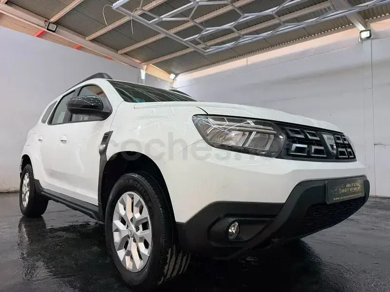 Usado Dacia Duster Comfort 115 CV (84 kW) 2022 Blanco SUV