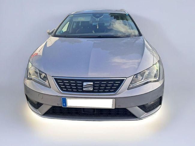 Usado Seat Leon XCELLENCE 130 CV (95 kW) 2020 Gris