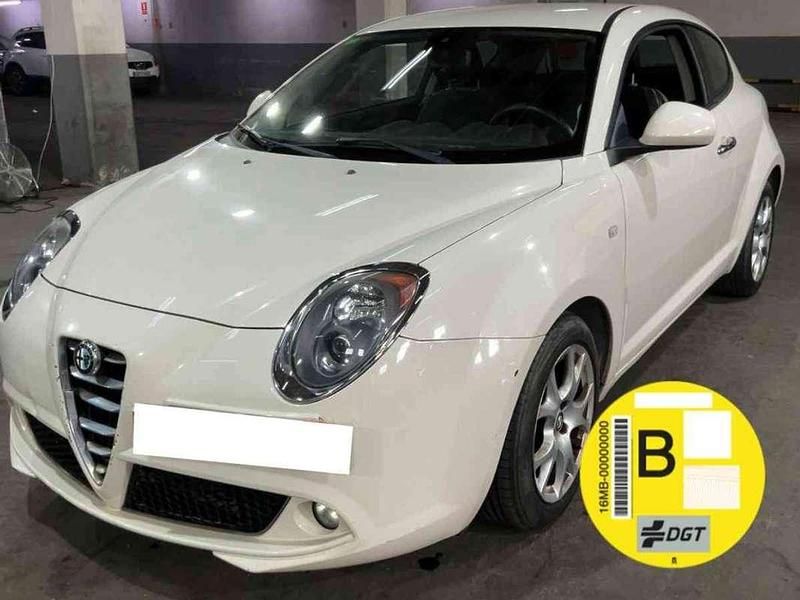 Blanco Usado 2014 Alfa Romeo MiTo Distinctive Utilitario | 6495 € (Precio justo) - Imagen 1/4