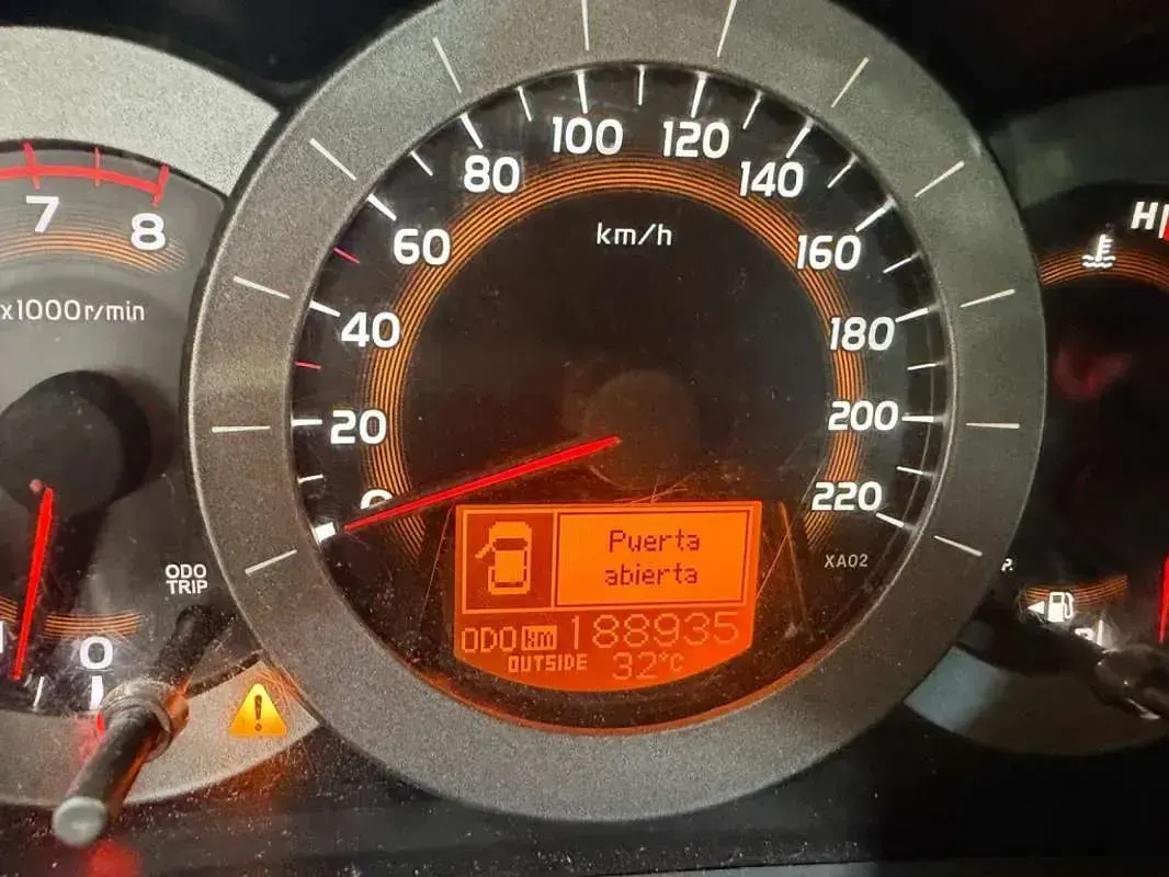 Usado Toyota RAV4 Luna 152 CV (111 kW) 2007 Negro SUV