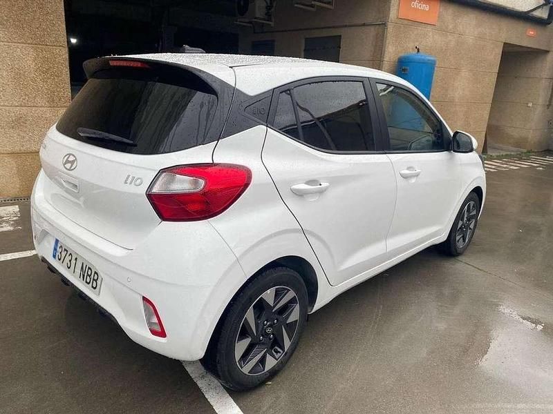 Usado Hyundai i10 67 CV (49 kW) 2025 Blanco Utilitario