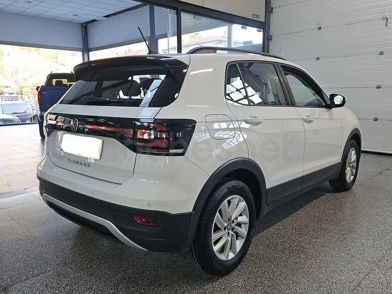 Usado VW T-Cross Advance 95 CV (69 kW) 2022 Blanco SUV