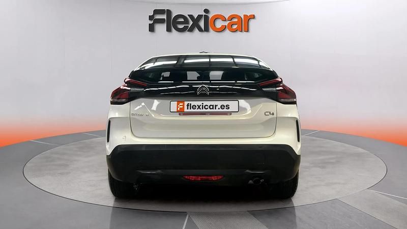 Usado Citroën C4 Feel 110 CV (80 kW) 2022 Blanco Utilitario
