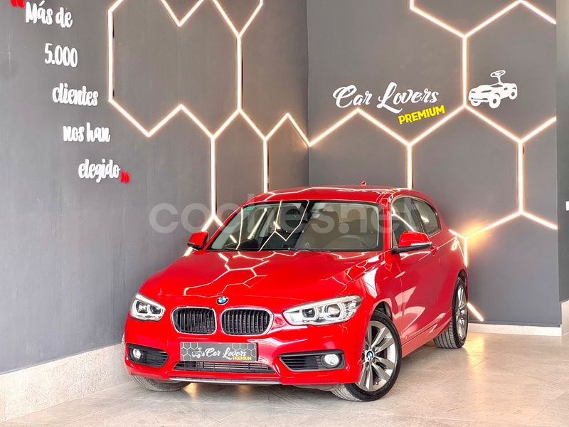 Usado BMW 118 150 CV (110 kW) 2016 Rojo Utilitario