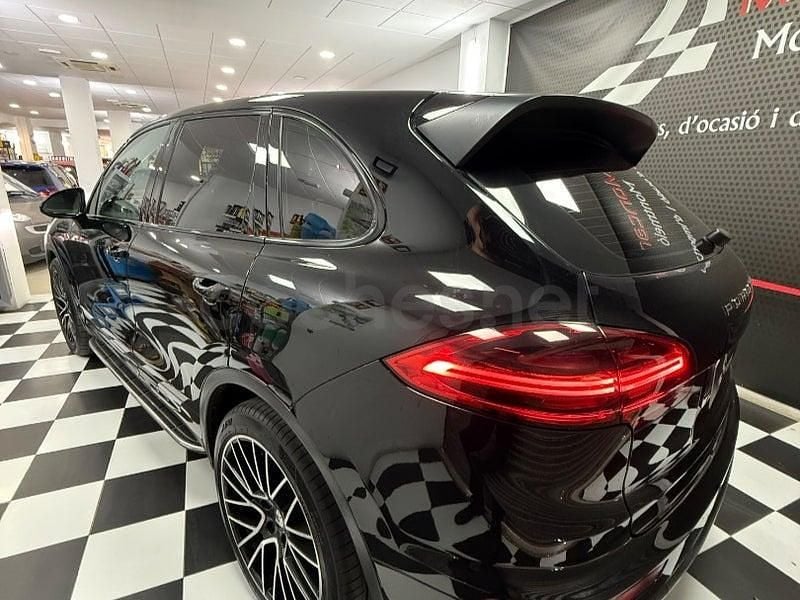 Usado Porsche Cayenne 262 CV (192 kW) 2015 Negro SUV