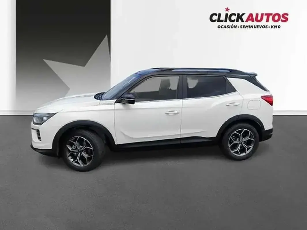 Usado SsangYong Korando 150 CV (110 kW) 2025 Blanco SUV