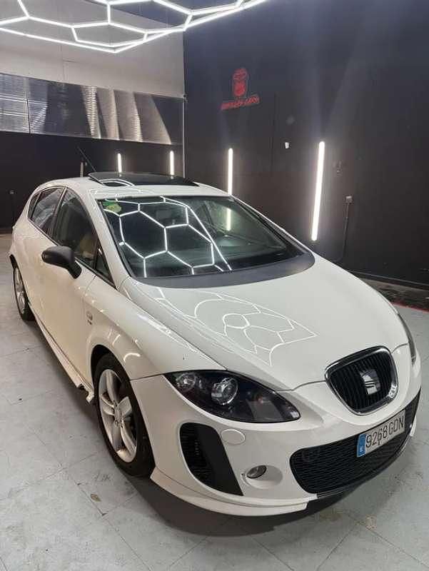 Usado Seat Leon 140 CV (102 kW) 2008 Blanco Utilitario