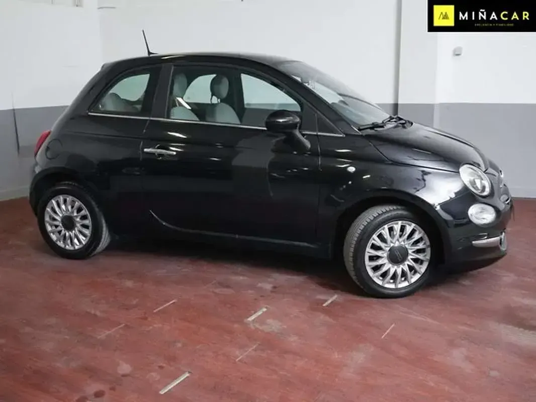Usado Fiat 500 Dolcevita 71 CV (52 kW) 2022 Negro Utilitario