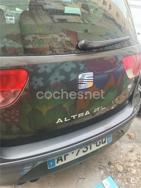 Usado Seat Altea XL 140 CV (102 kW) 2009 Negro Monovolumen