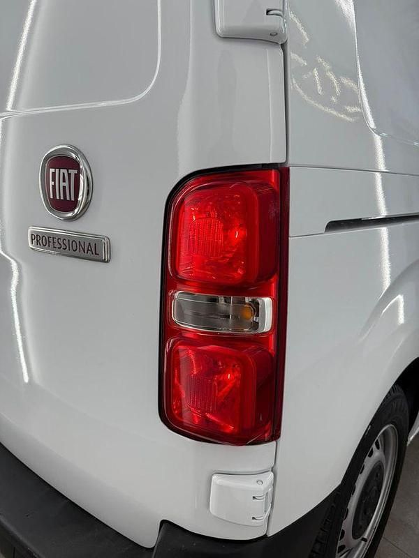 Usado Fiat Scudo 102 CV (75 kW) 2023 Blanco Van