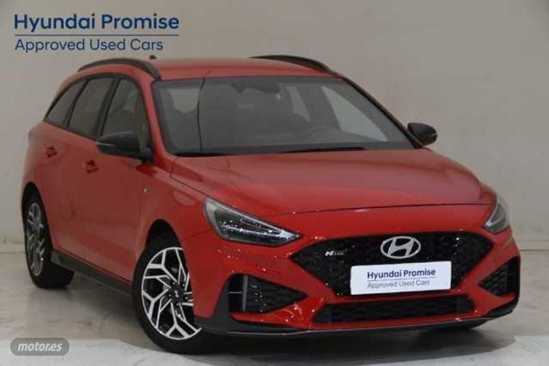 Usado Hyundai i30 N Line 101 CV (74 kW) 2024 Engine red Familiar