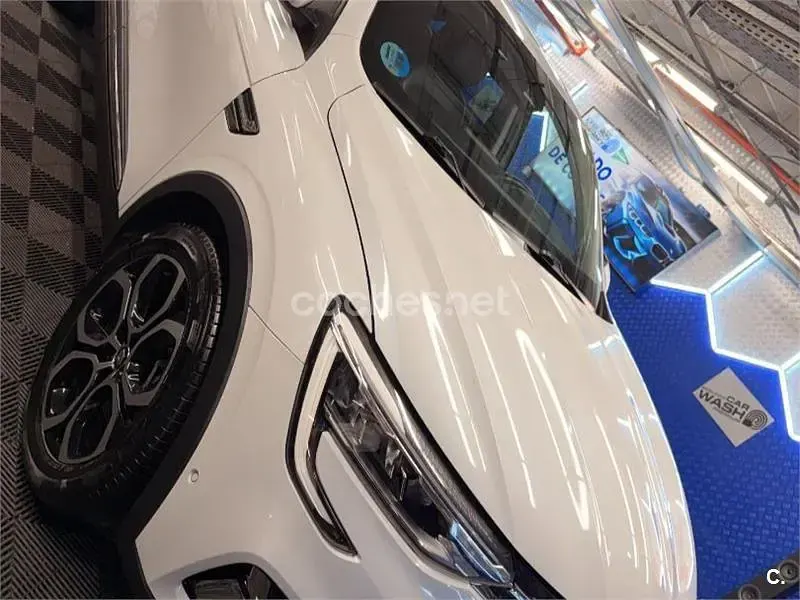 Usado Renault Arkana Techno 145 CV (106 kW) 2022 Blanco SUV