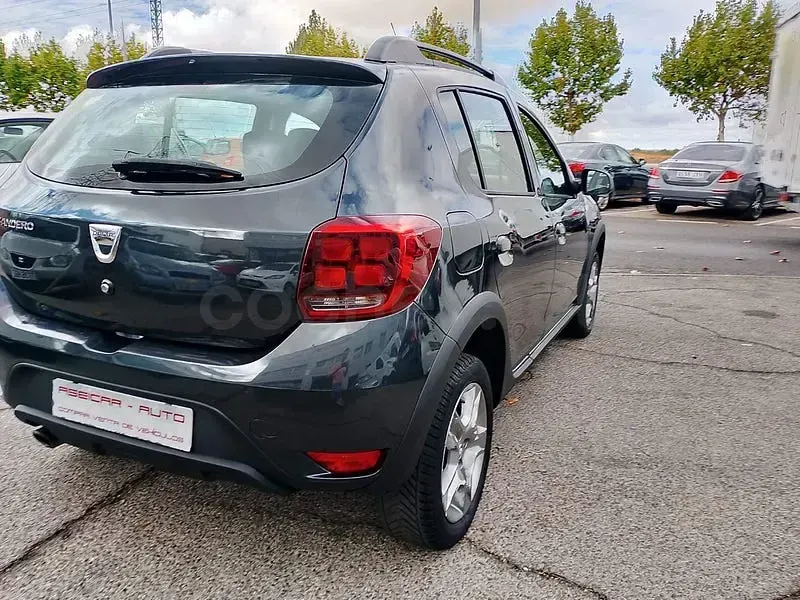 Brugt Dacia Sandero Stepway 90 HK (66 kW) 2017 Grå Sedan
