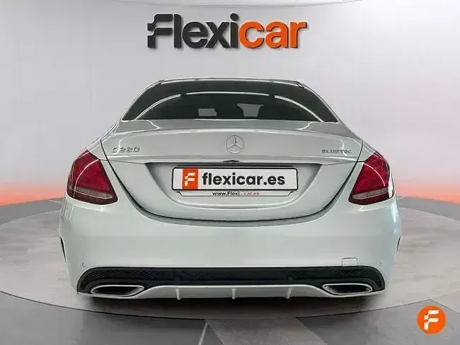 Usado Mercedes C220 170 CV (125 kW) 2015 Gris Berlina