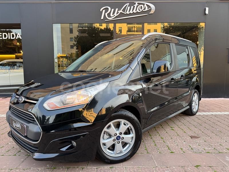 Negro Usado 2014 Ford Tourneo Connect Titanium Monovolumen | 14.999 € (Precio justo) - Imagen 1/4