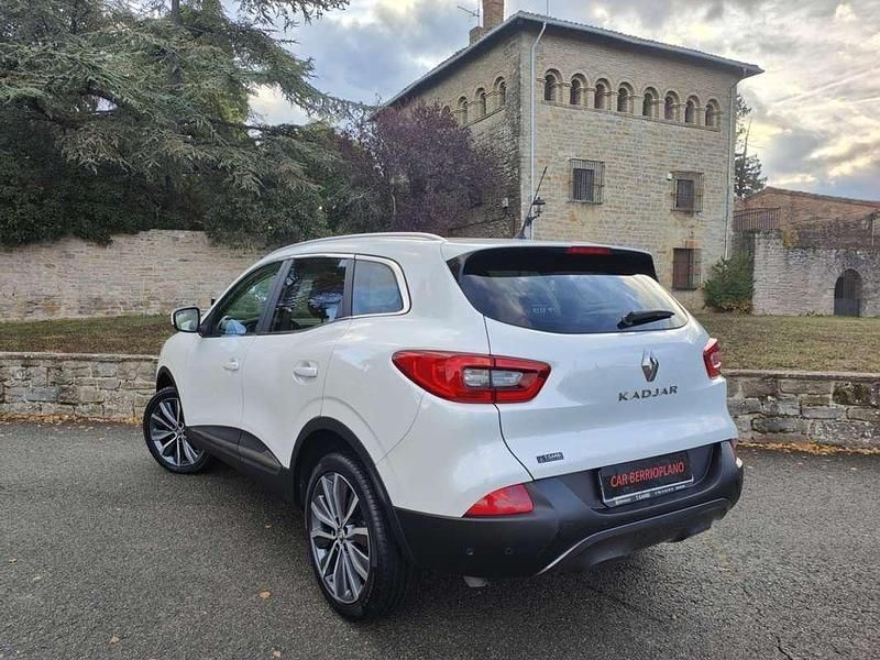 Usado Renault Kadjar Zen 131 CV (96 kW) 2016 Blanco SUV