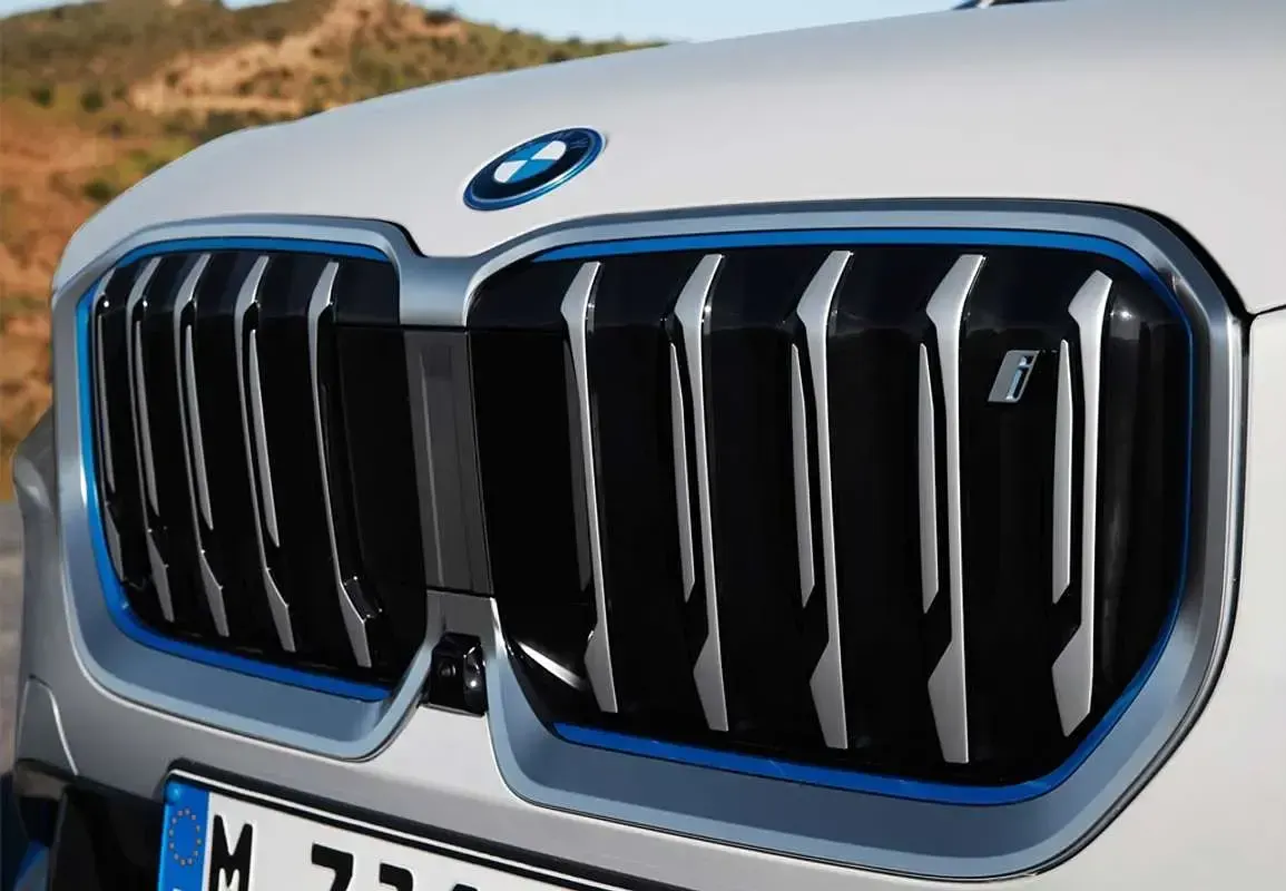 Usado BMW iX1 Comfort Edition 150 kW (204 CV) 2024 Negro SUV