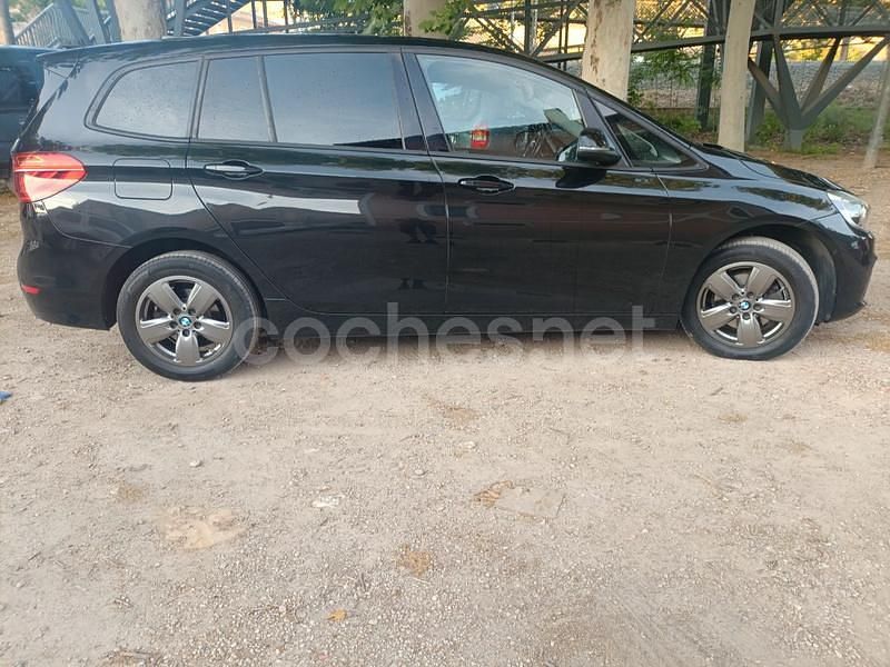 Negro Usado 2016 BMW 216 Familiar | 12.490 € (Precio justo) - Imagen 1/4
