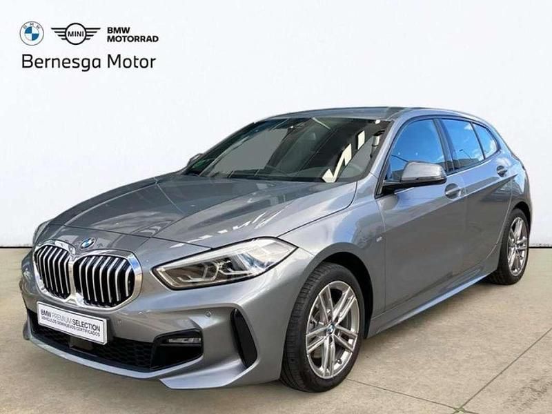 Usado BMW 118 Comfort Edition 150 CV (110 kW) 2024 Gris Utilitario
