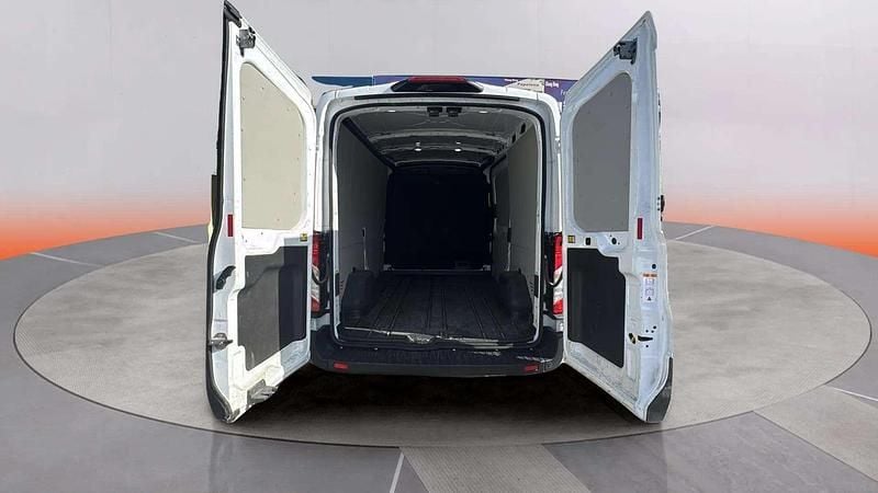 Usado Ford Transit 131 CV (96 kW) 2023 Blanco Berlina