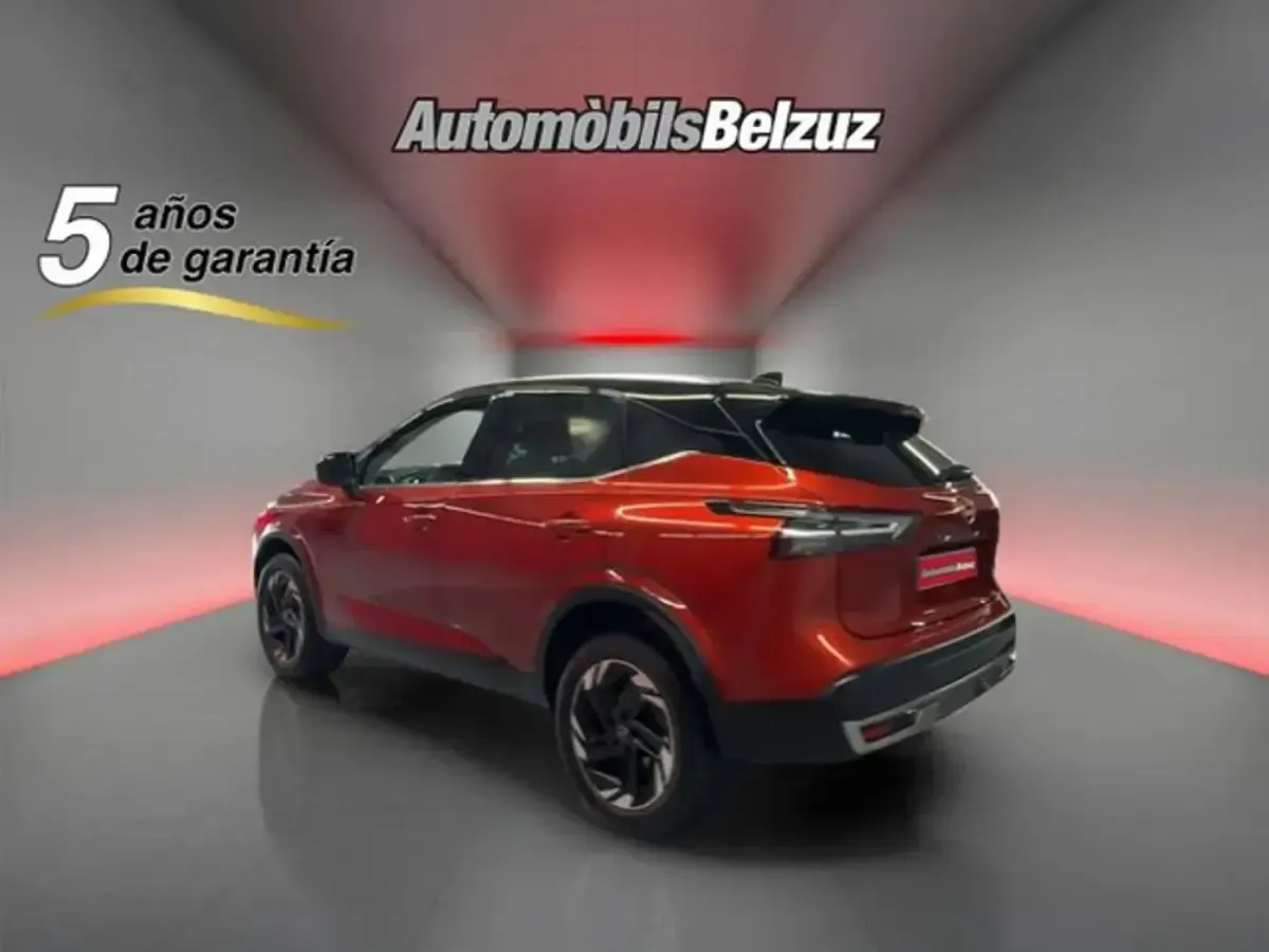 Usado Nissan Qashqai Acenta 140 CV (102 kW) 2025 Rojo SUV
