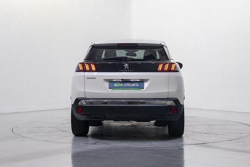 Usado Peugeot 3008 Allure 130 CV (95 kW) 2023 Blanco SUV