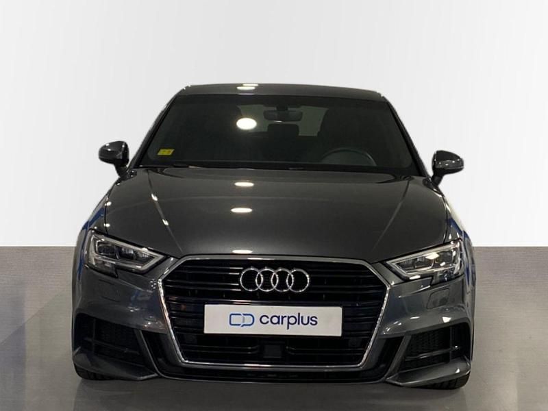 Usado Audi A3 Sportback S-Line 150 CV (110 kW) 2020 Gris mozón (metalizado) Utilitario