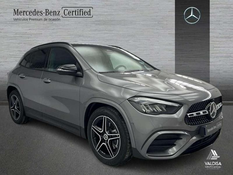 Usado Mercedes GLA200 150 CV (110 kW) 2025 SUV