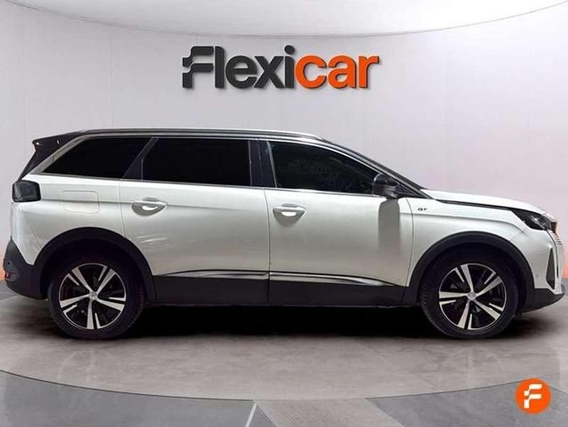 Usado Peugeot 5008 Active 131 CV (96 kW) 2021 Blanco SUV