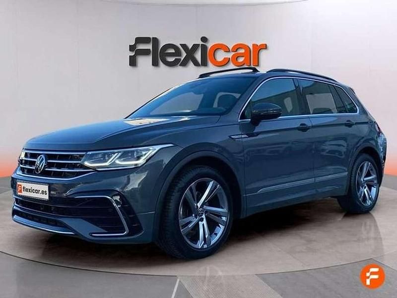 Usado VW Tiguan Life 150 CV (110 kW) 2021 Gris SUV